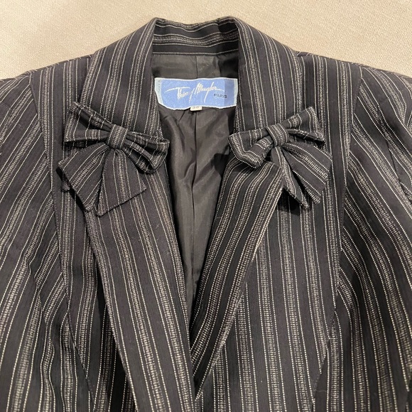 Thierry Mugler Jackets & Blazers - Thierry Mugler 1980s Vintage Stripped Bow Jacket